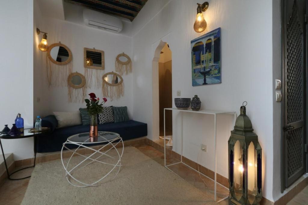 Riad103 piscine Rooftop, jacuzzi&hammam SPA Marrakesh Buitenkant foto