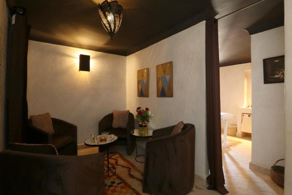 Riad103 piscine Rooftop, jacuzzi&hammam SPA Marrakesh Buitenkant foto