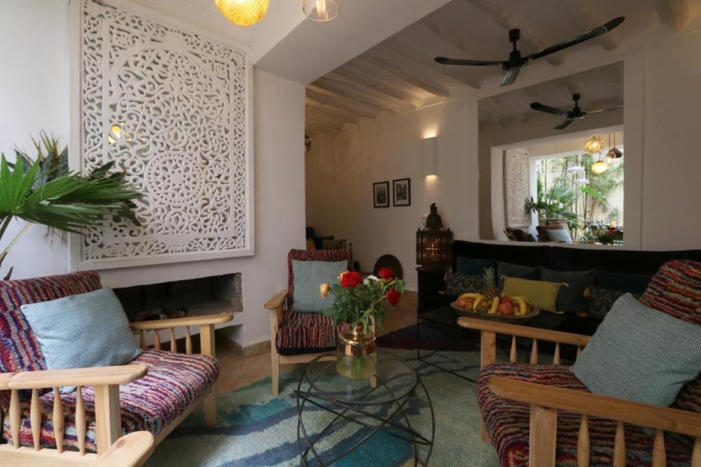 Riad103 piscine Rooftop, jacuzzi&hammam SPA Marrakesh Buitenkant foto