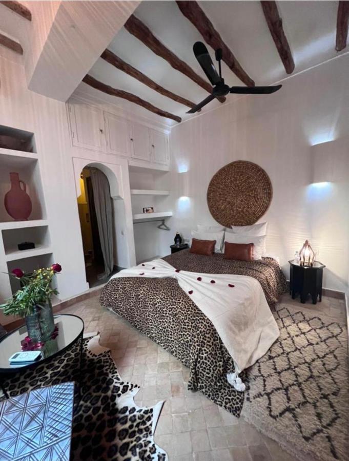 Riad103 piscine Rooftop, jacuzzi&hammam SPA Marrakesh Buitenkant foto