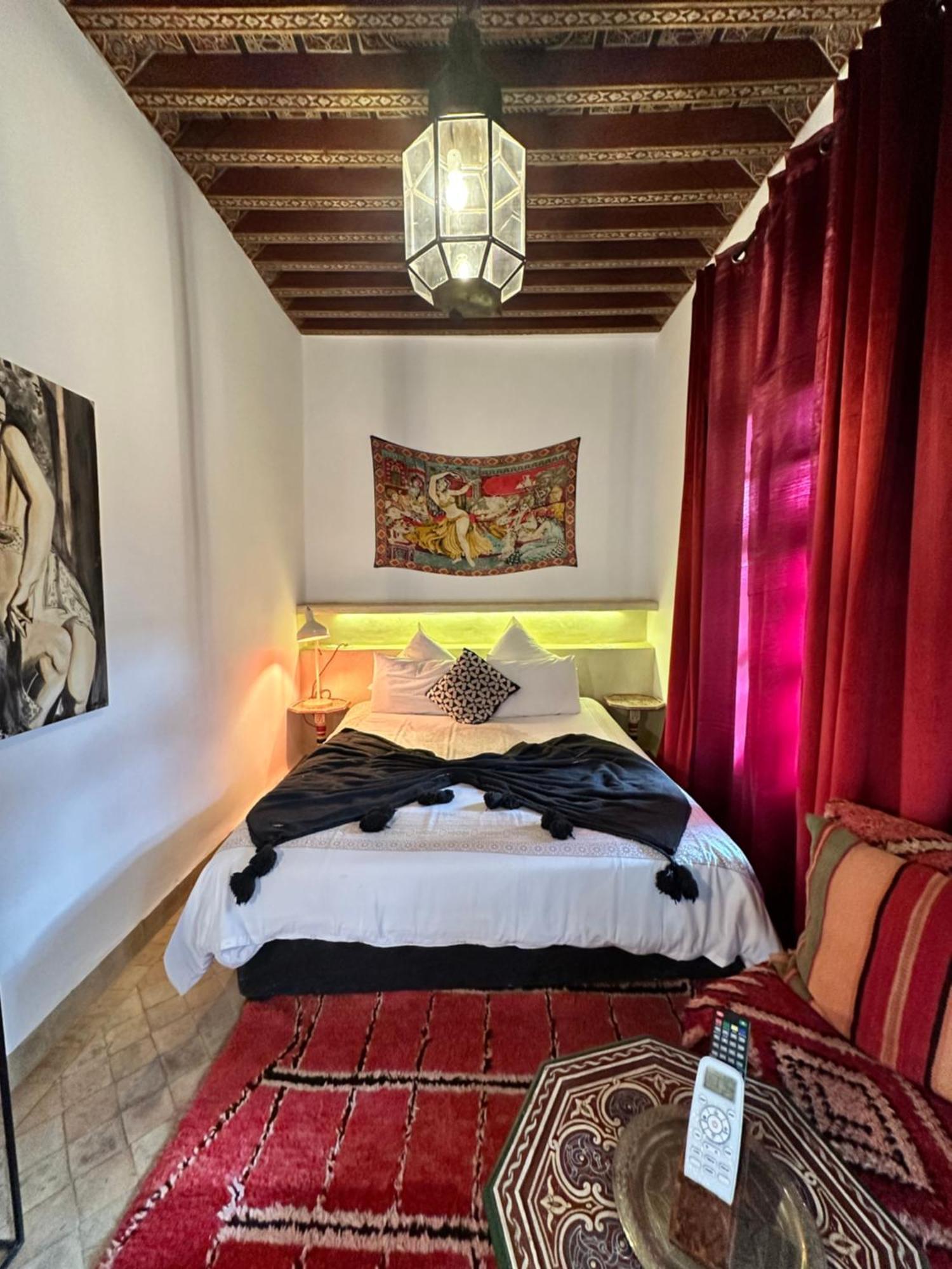 Riad103 piscine Rooftop, jacuzzi&hammam SPA Marrakesh Buitenkant foto